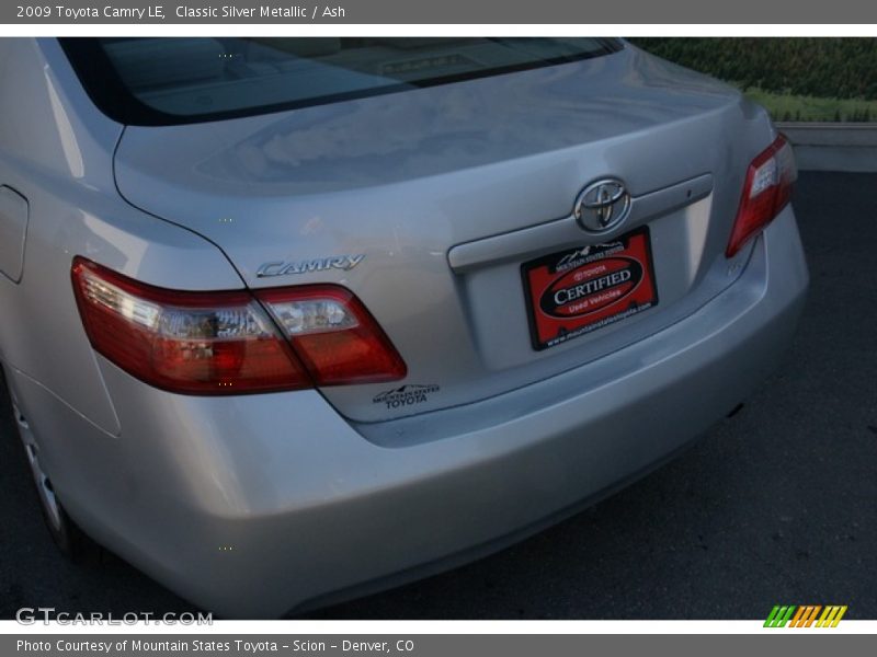 Classic Silver Metallic / Ash 2009 Toyota Camry LE