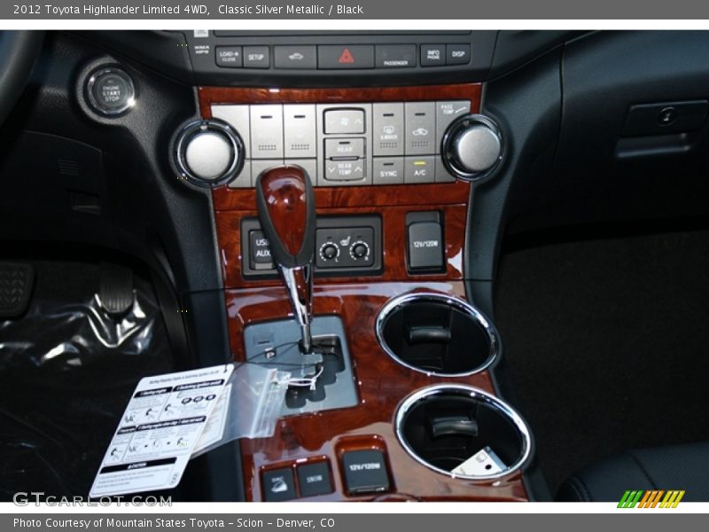 Classic Silver Metallic / Black 2012 Toyota Highlander Limited 4WD