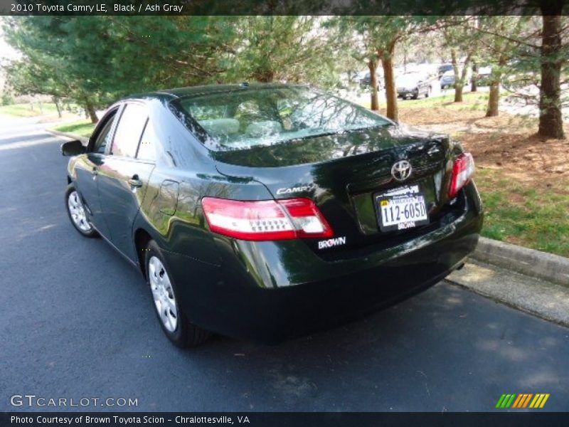 Black / Ash Gray 2010 Toyota Camry LE