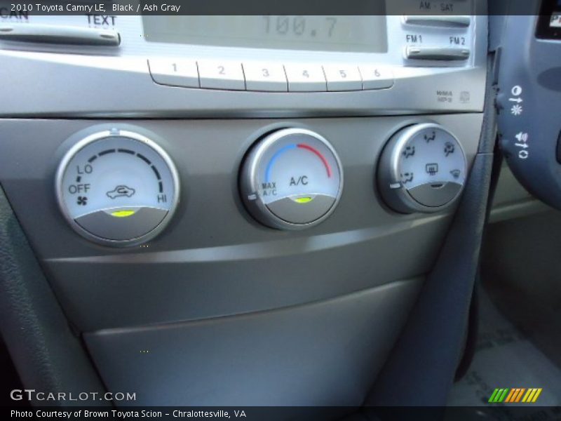 Black / Ash Gray 2010 Toyota Camry LE