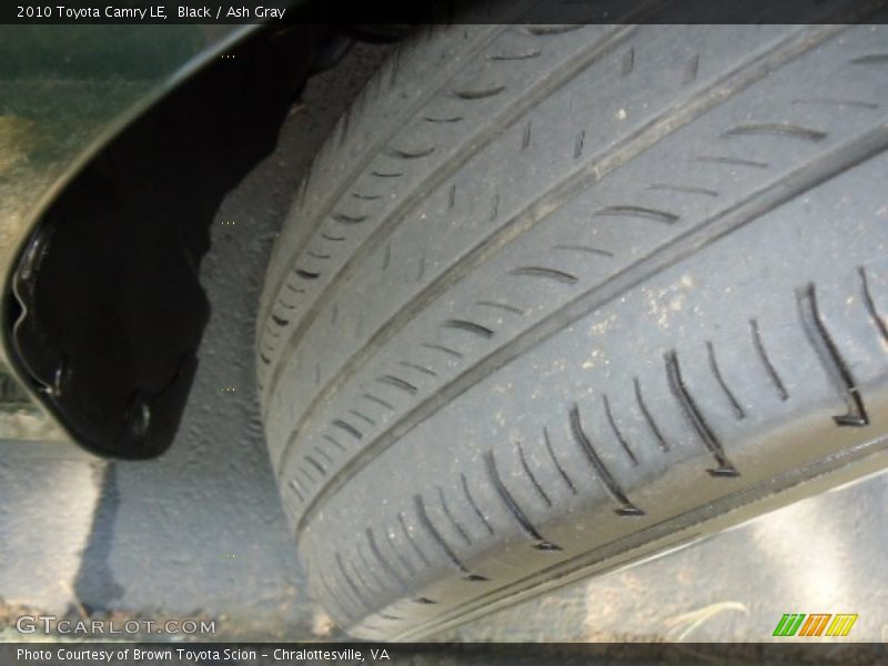 Black / Ash Gray 2010 Toyota Camry LE