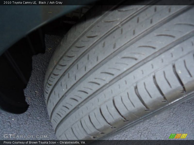 Black / Ash Gray 2010 Toyota Camry LE