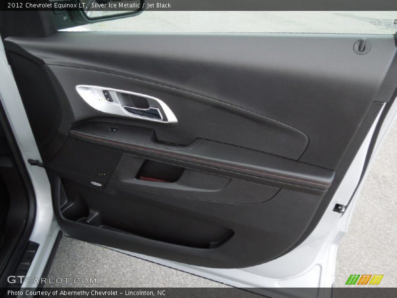 Silver Ice Metallic / Jet Black 2012 Chevrolet Equinox LT