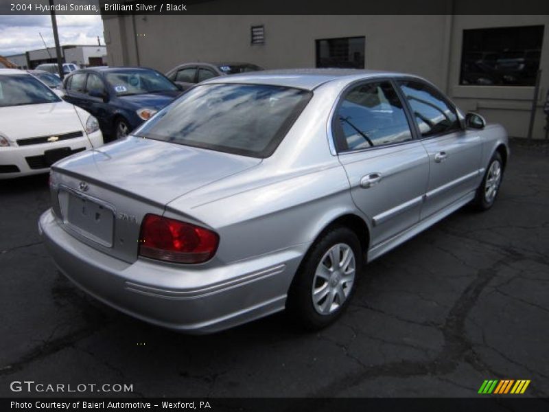 Brilliant Silver / Black 2004 Hyundai Sonata