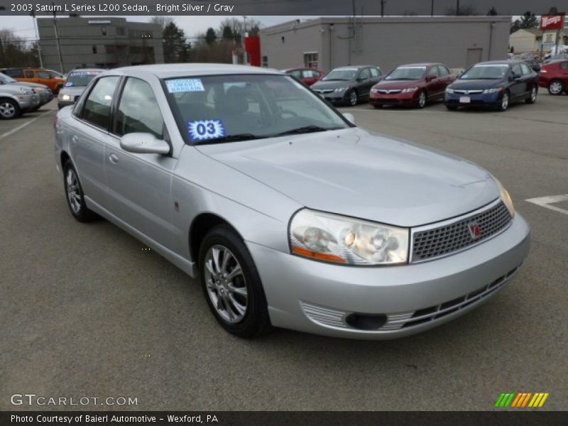 Bright Silver / Gray 2003 Saturn L Series L200 Sedan