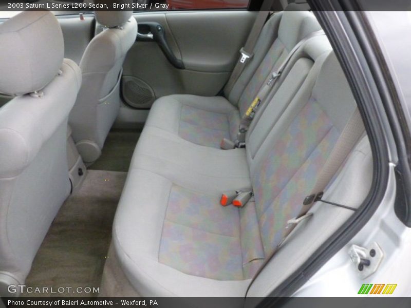 Bright Silver / Gray 2003 Saturn L Series L200 Sedan