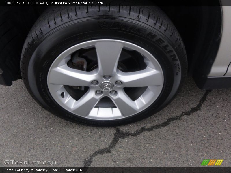 Millinnium Silver Metallic / Black 2004 Lexus RX 330 AWD