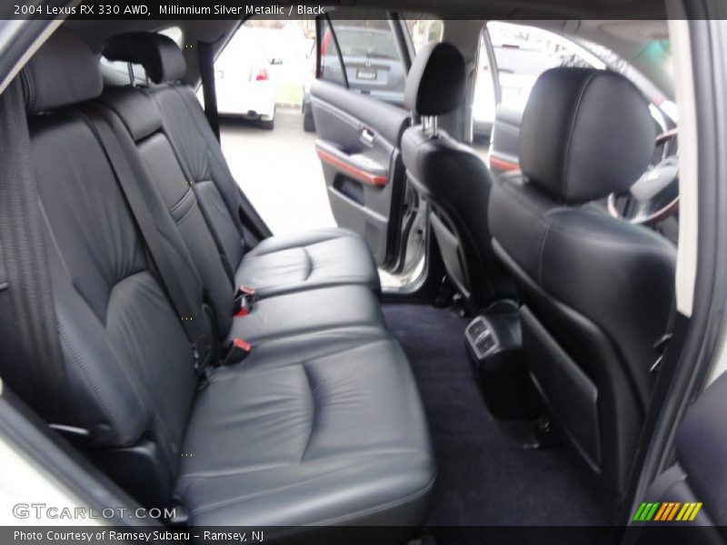Millinnium Silver Metallic / Black 2004 Lexus RX 330 AWD