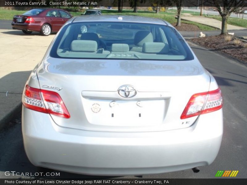 Classic Silver Metallic / Ash 2011 Toyota Camry SE