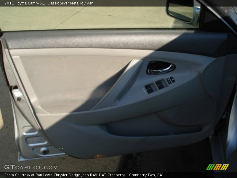 Classic Silver Metallic / Ash 2011 Toyota Camry SE