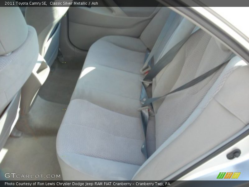 Classic Silver Metallic / Ash 2011 Toyota Camry SE