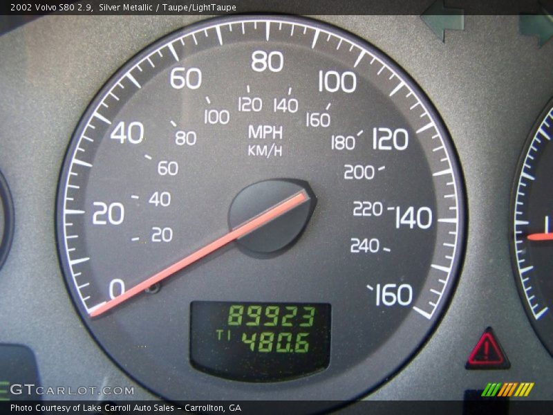 Silver Metallic / Taupe/LightTaupe 2002 Volvo S80 2.9