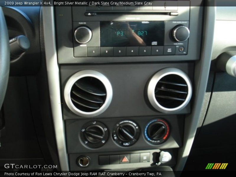 Bright Silver Metallic / Dark Slate Gray/Medium Slate Gray 2009 Jeep Wrangler X 4x4