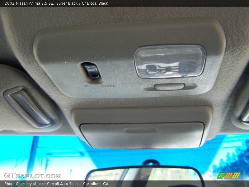 Super Black / Charcoal Black 2002 Nissan Altima 3.5 SE