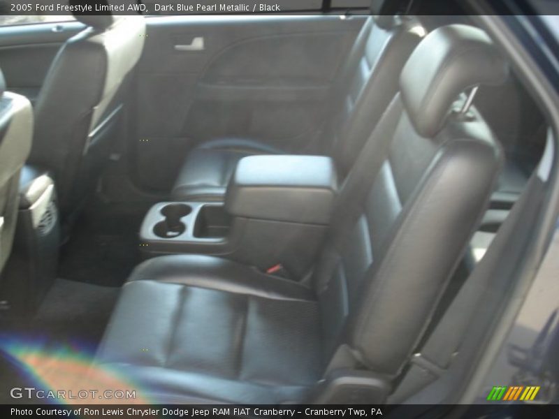 Dark Blue Pearl Metallic / Black 2005 Ford Freestyle Limited AWD