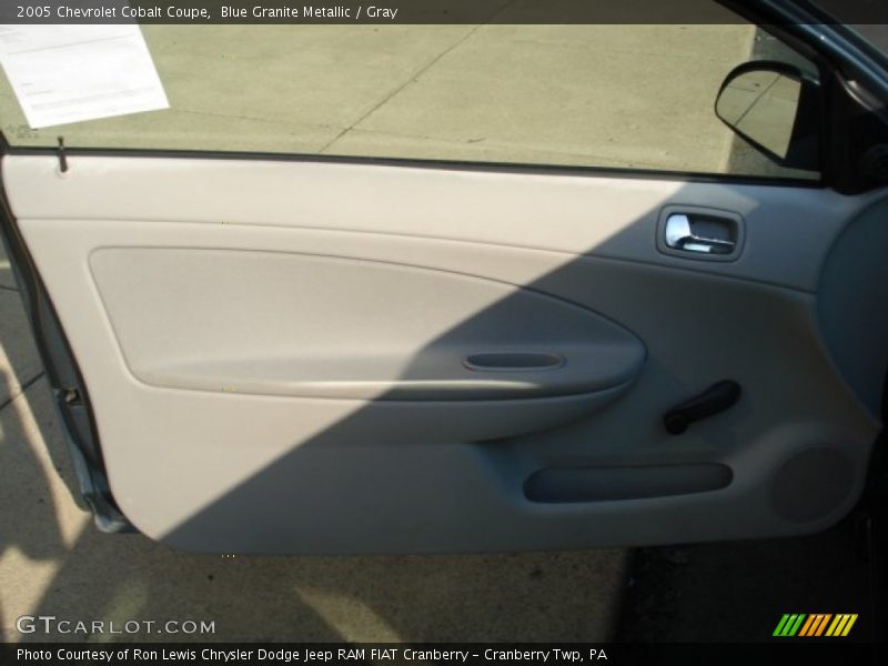 Blue Granite Metallic / Gray 2005 Chevrolet Cobalt Coupe