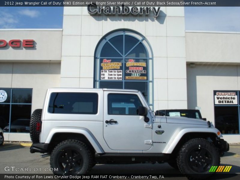 Bright Silver Metallic / Call of Duty: Black Sedosa/Silver French-Accent 2012 Jeep Wrangler Call of Duty: MW3 Edition 4x4
