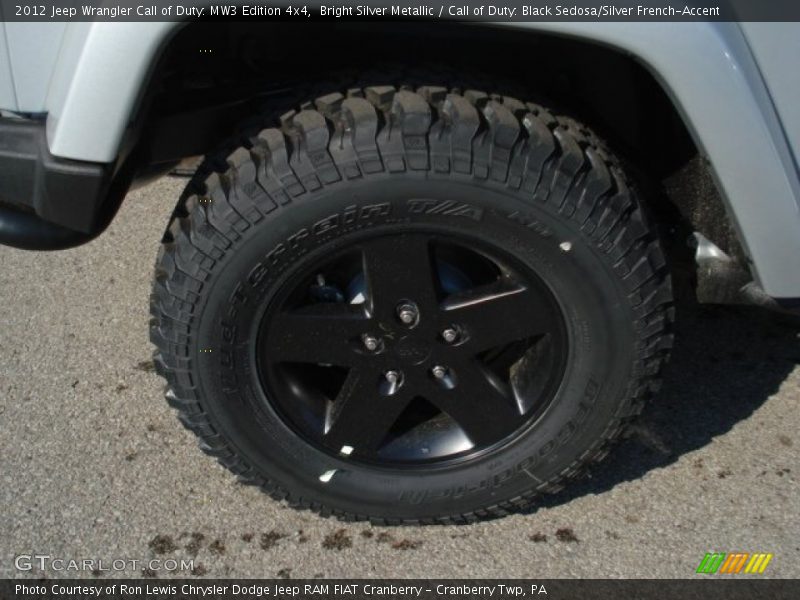 Bright Silver Metallic / Call of Duty: Black Sedosa/Silver French-Accent 2012 Jeep Wrangler Call of Duty: MW3 Edition 4x4