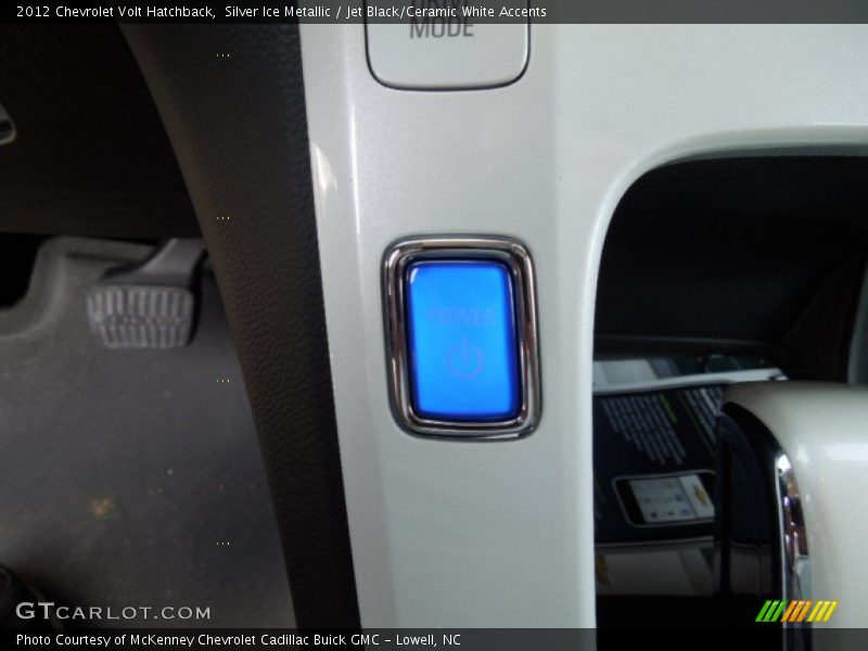 Silver Ice Metallic / Jet Black/Ceramic White Accents 2012 Chevrolet Volt Hatchback