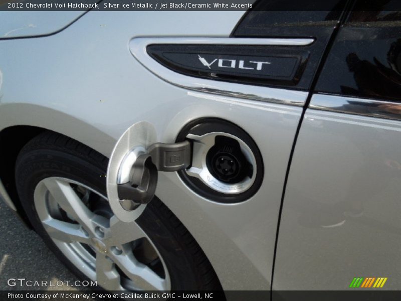 Charging Point - 2012 Chevrolet Volt Hatchback