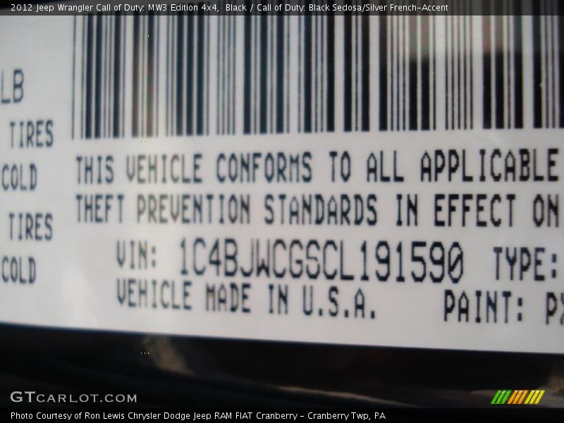 Black / Call of Duty: Black Sedosa/Silver French-Accent 2012 Jeep Wrangler Call of Duty: MW3 Edition 4x4