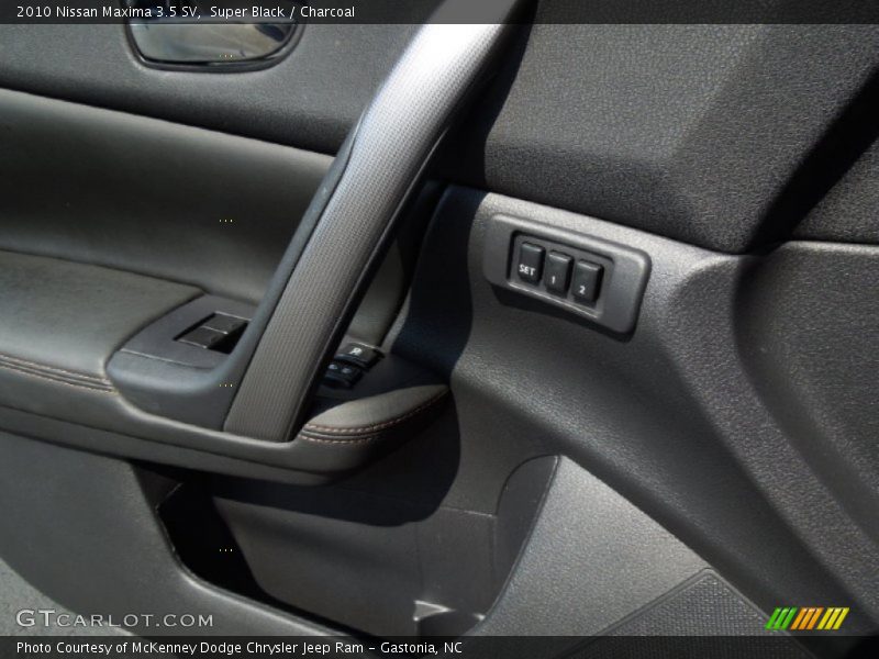 Super Black / Charcoal 2010 Nissan Maxima 3.5 SV