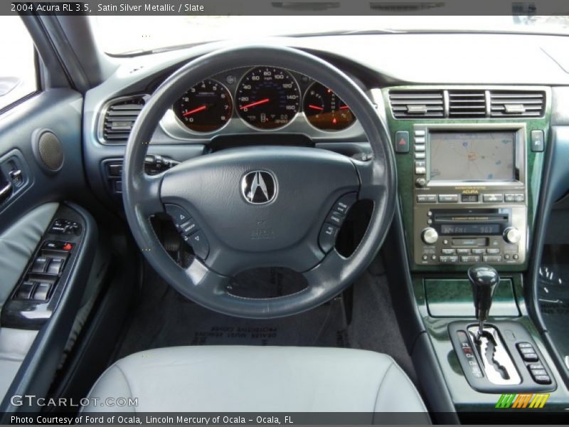 Dashboard of 2004 RL 3.5