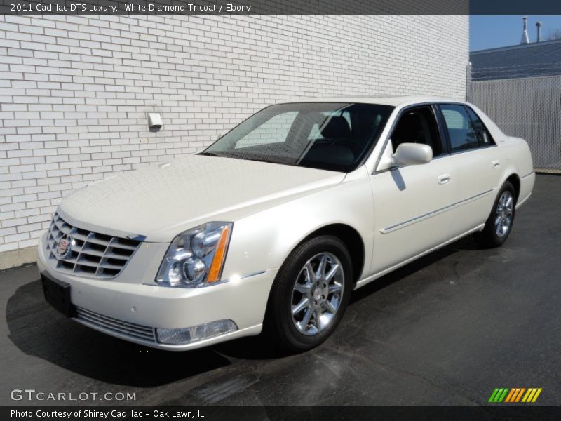 Front 3/4 View of 2011 DTS Luxury