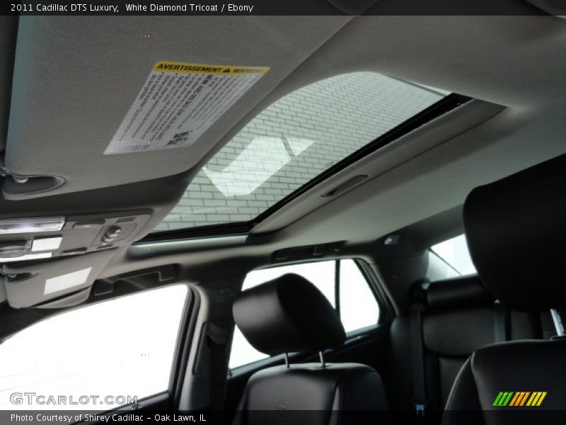 White Diamond Tricoat / Ebony 2011 Cadillac DTS Luxury