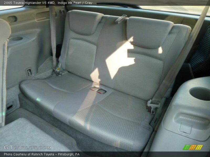 Indigo Ink Pearl / Gray 2005 Toyota Highlander V6 4WD