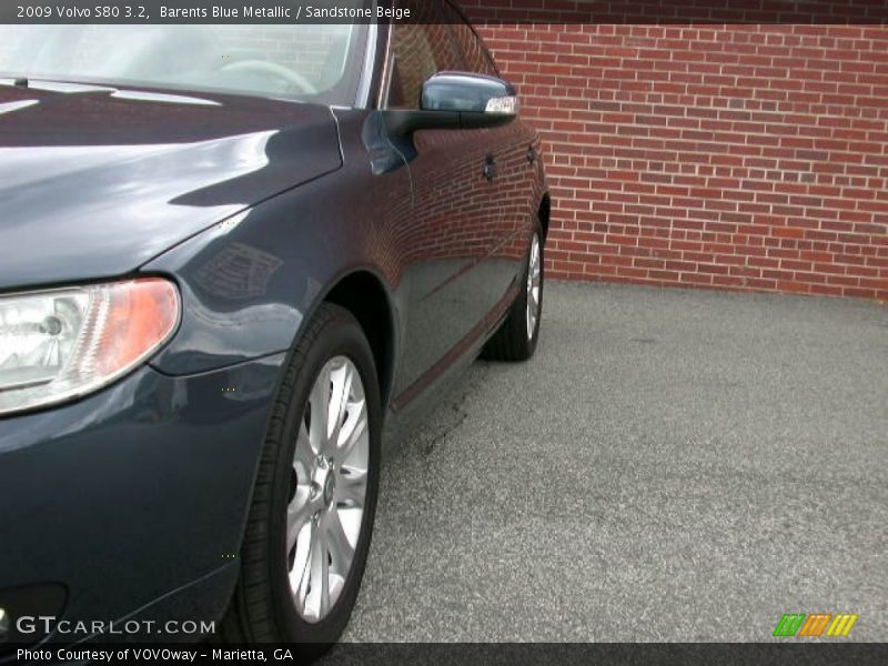 Barents Blue Metallic / Sandstone Beige 2009 Volvo S80 3.2