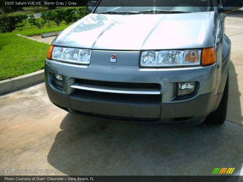 Storm Gray / Gray 2005 Saturn VUE V6