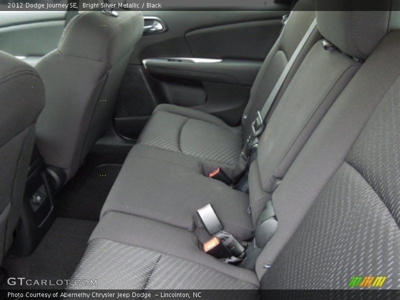Bright Silver Metallic / Black 2012 Dodge Journey SE