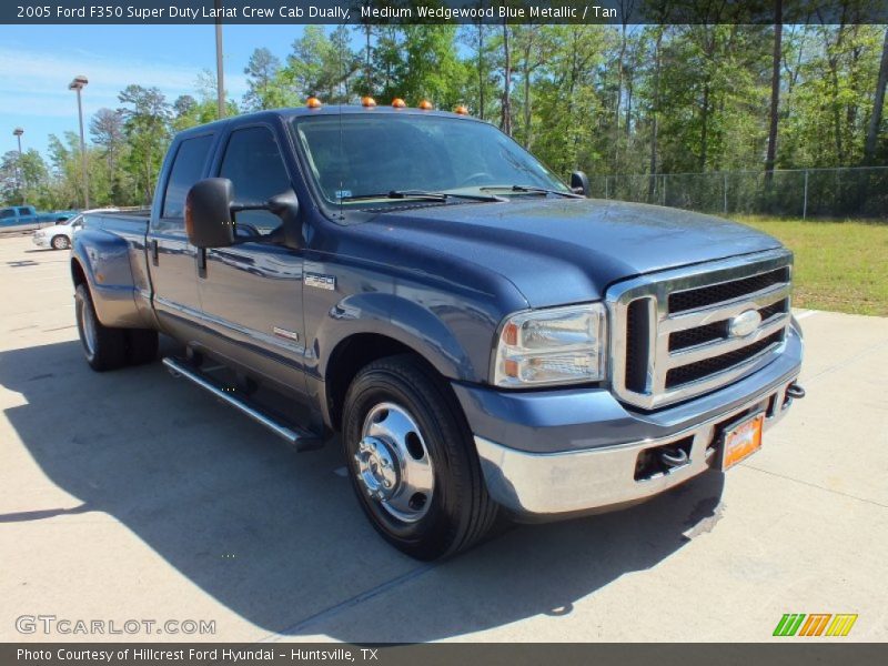 Medium Wedgewood Blue Metallic / Tan 2005 Ford F350 Super Duty Lariat Crew Cab Dually
