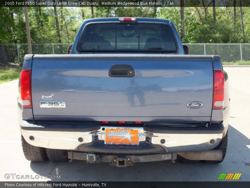 Medium Wedgewood Blue Metallic / Tan 2005 Ford F350 Super Duty Lariat Crew Cab Dually
