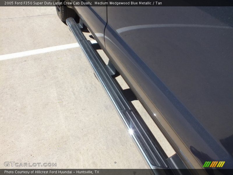 Medium Wedgewood Blue Metallic / Tan 2005 Ford F350 Super Duty Lariat Crew Cab Dually