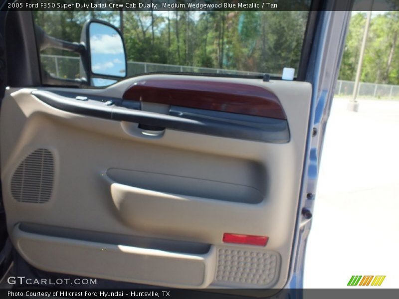 Medium Wedgewood Blue Metallic / Tan 2005 Ford F350 Super Duty Lariat Crew Cab Dually