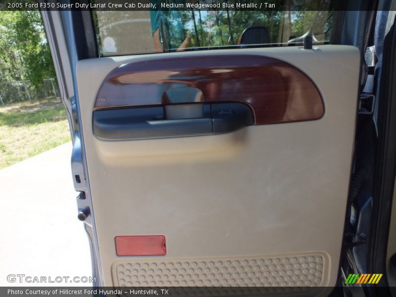 Medium Wedgewood Blue Metallic / Tan 2005 Ford F350 Super Duty Lariat Crew Cab Dually