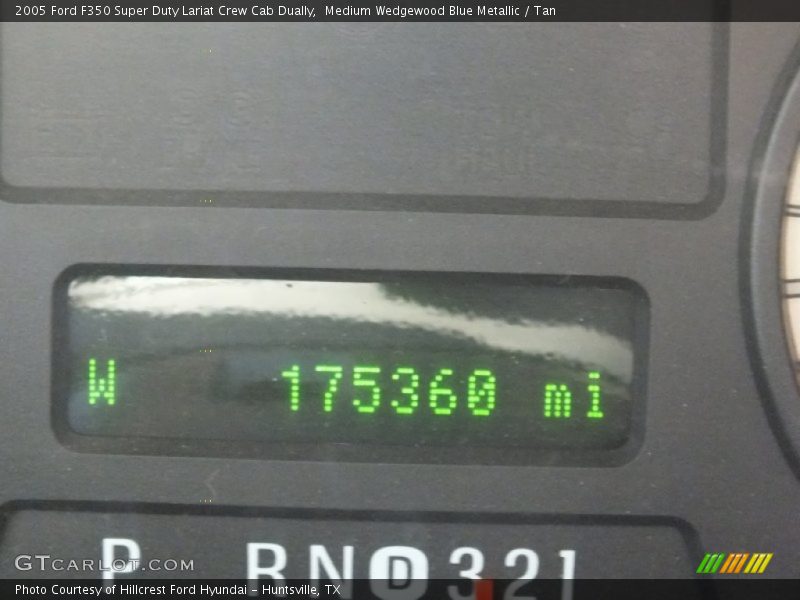 Medium Wedgewood Blue Metallic / Tan 2005 Ford F350 Super Duty Lariat Crew Cab Dually