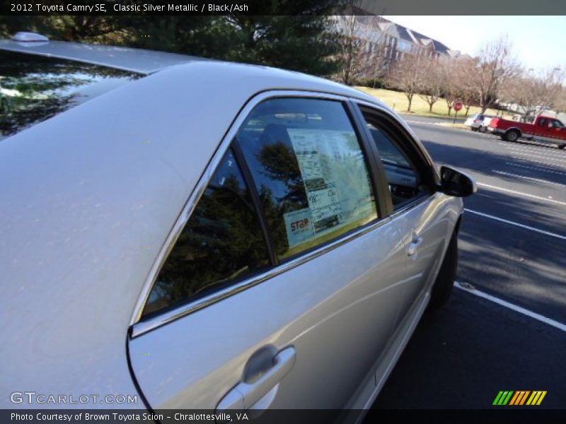 Classic Silver Metallic / Black/Ash 2012 Toyota Camry SE