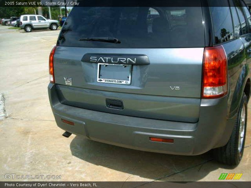 Storm Gray / Gray 2005 Saturn VUE V6