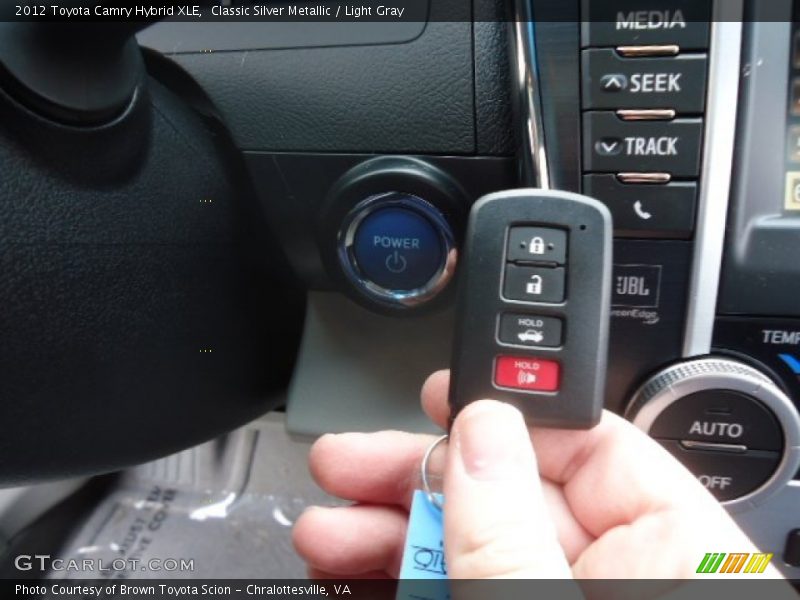 Classic Silver Metallic / Light Gray 2012 Toyota Camry Hybrid XLE
