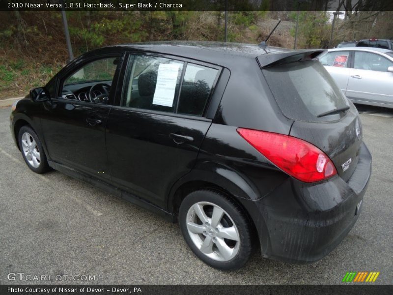 Super Black / Charcoal 2010 Nissan Versa 1.8 SL Hatchback