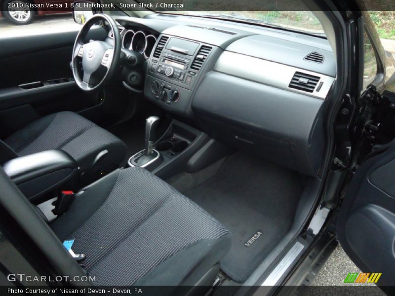 Super Black / Charcoal 2010 Nissan Versa 1.8 SL Hatchback