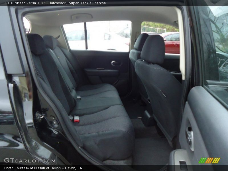 Super Black / Charcoal 2010 Nissan Versa 1.8 SL Hatchback