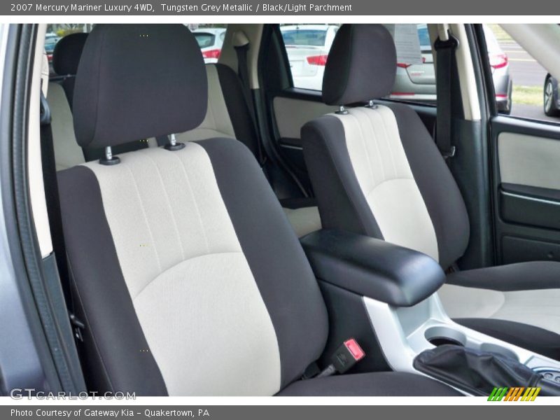 Tungsten Grey Metallic / Black/Light Parchment 2007 Mercury Mariner Luxury 4WD