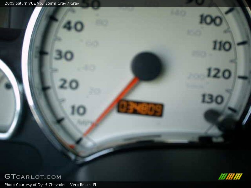 Storm Gray / Gray 2005 Saturn VUE V6