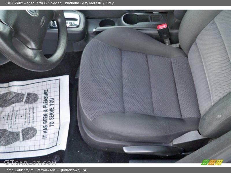 Platinum Grey Metallic / Grey 2004 Volkswagen Jetta GLS Sedan