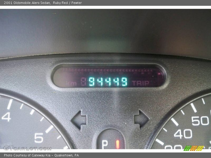 Ruby Red / Pewter 2001 Oldsmobile Alero Sedan