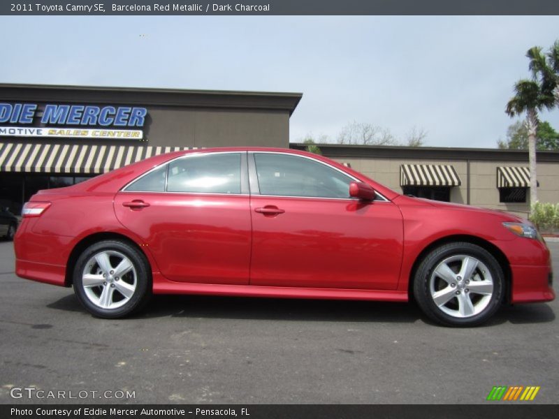 Barcelona Red Metallic / Dark Charcoal 2011 Toyota Camry SE